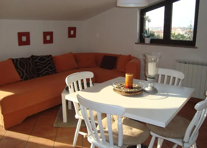 Apartments Villa Holiday Apartamento *