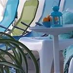 Apartments Villa Holiday شقة