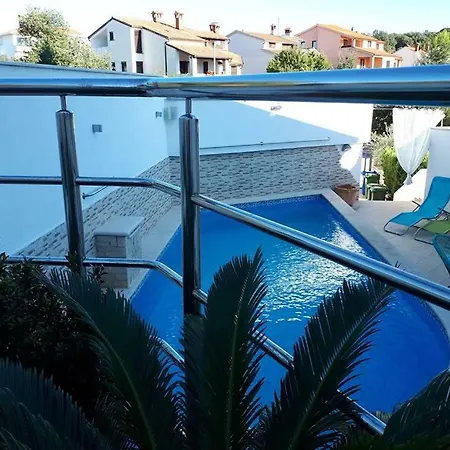 Apartments Villa Holiday Apartamento *